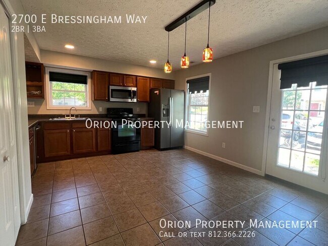Building Photo - 2700 E Bressingham Wy
