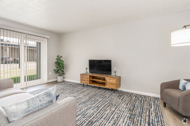 2BR, 1BA - 750SF - Living Room - Summit Park Apartments