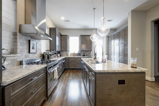 Foto del edificio - 2925 Hicks St