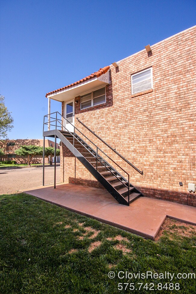 Entrance to Condo - 1013 Laurelwood Dr