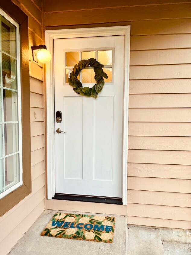 648 Malibu Dr SE Unit Parkside Loft, Lacey, WA 98503 Apartments in