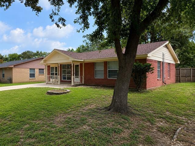 Foto del edificio - 517 Cherry Ln