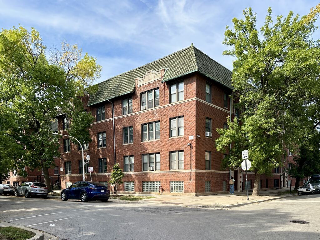 Foto principal - 2706 N Spaulding Ave
