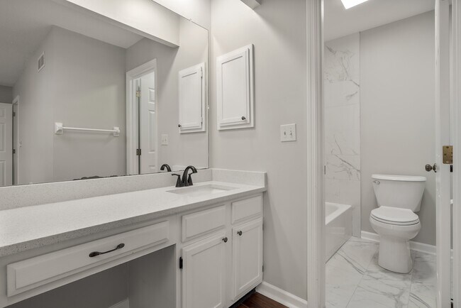 Foto del edificio - 2236 Sunleaf Ct