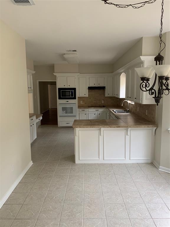 Foto del edificio - 9210 Farm to Market Rd 1488