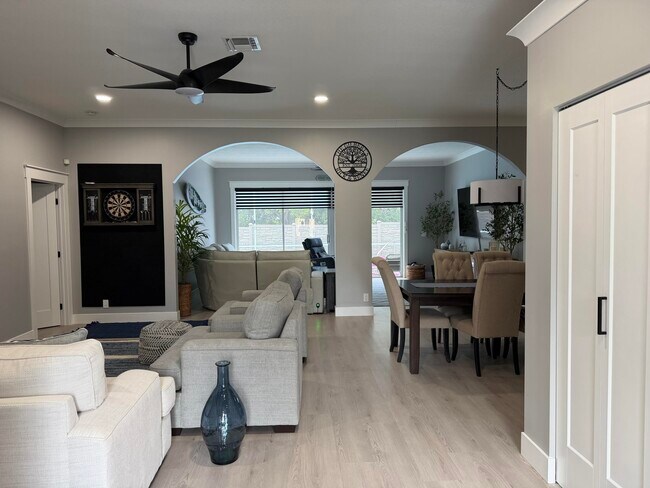 Foto del edificio - 3755 Spring Crest Ct
