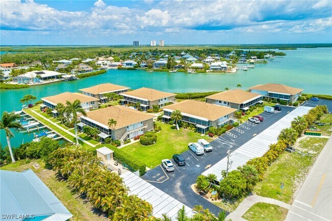 Foto del edificio - 330 Kon Tiki Dr