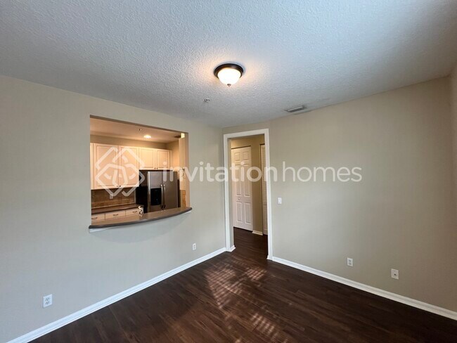 Building Photo - 4110 Greenway Dr
