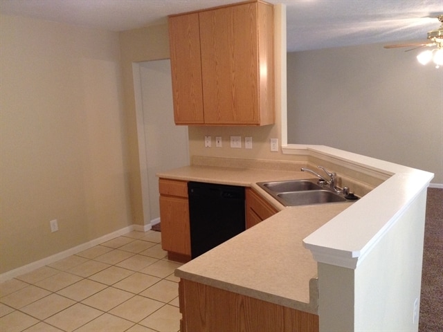 Building Photo - 2550 Allegro Ln