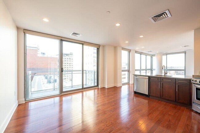 Foto del edificio - 201 Marin Blvd