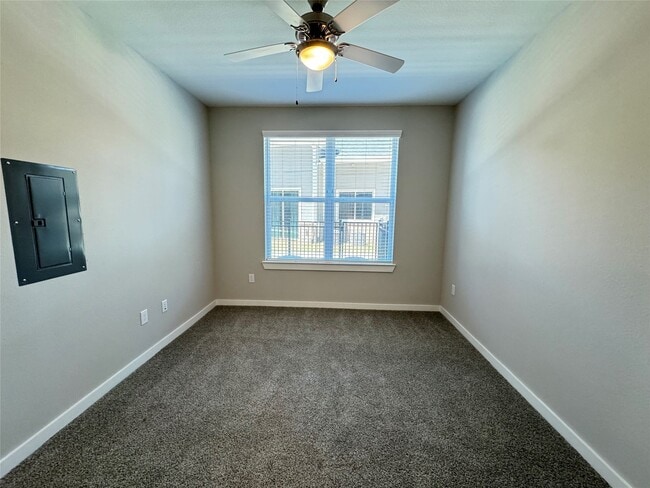 Building Photo - 5131 Williams Way Blvd