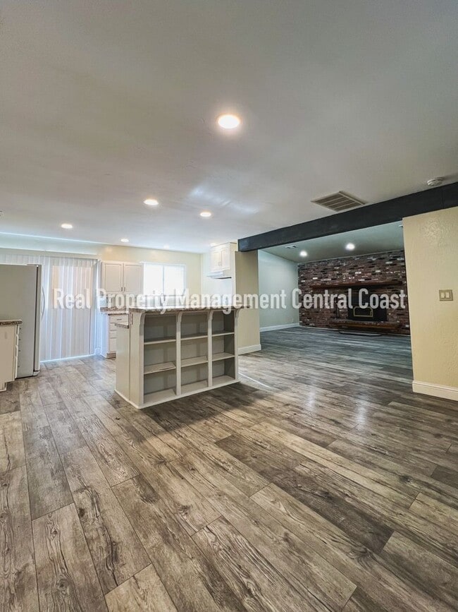 Foto del edificio - AVAILABLE NOW - Spacious Paso Robles Home ...