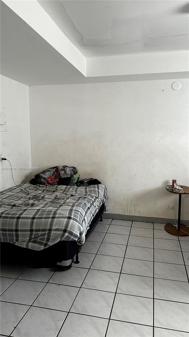 Foto del edificio - 4548 SW 33rd Ave