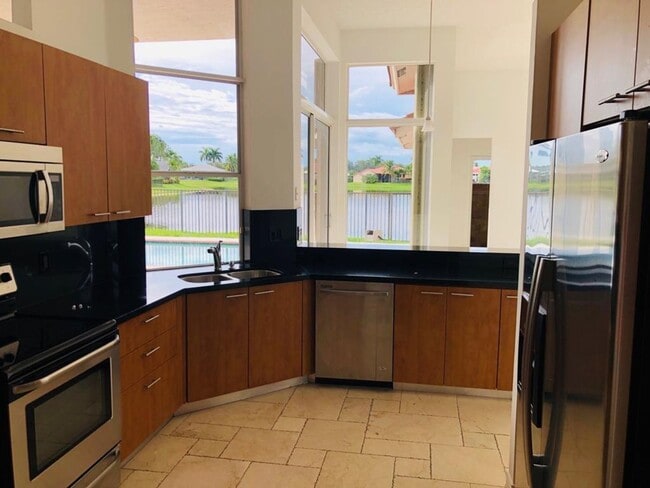 Foto del edificio - 2653 Oakbrook Dr