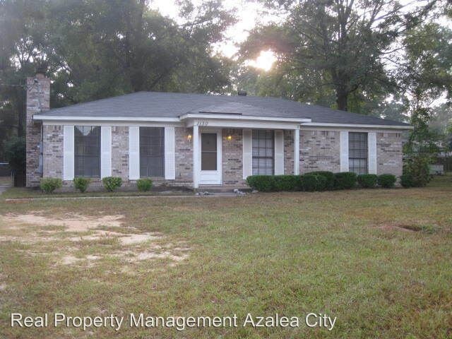 Primary Photo - 4 br, 2 bath House - 1130 Snow Rd.