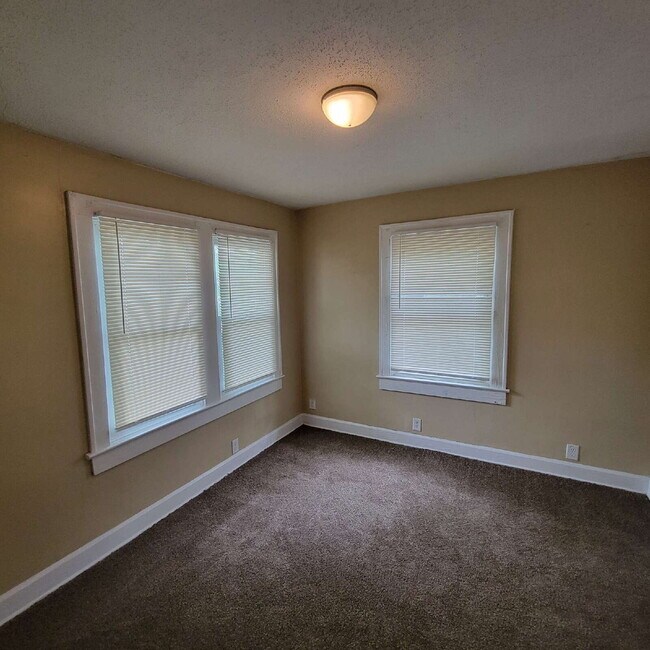 Foto del edificio - Eastside 3 Bedroom Home