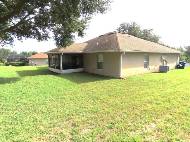 Building Photo - OAK VALLEY BEAUTY