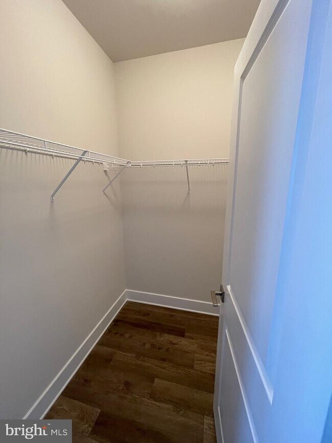 Building Photo - 2932 Osprey Way