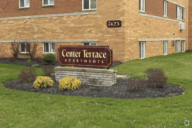 Foto del edificio - Center Terrace Apartments