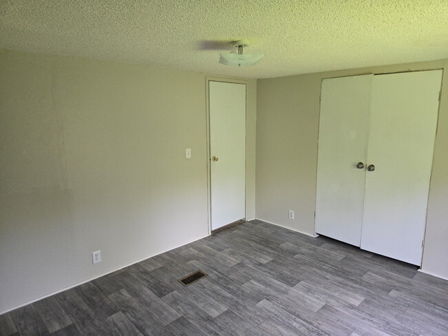 Building Photo - 64 Talley Rd