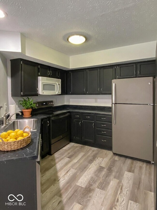 Foto del edificio - 9467 Wimbledon Ct