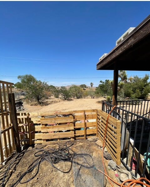 Building Photo - 60358 La Mirada Trl