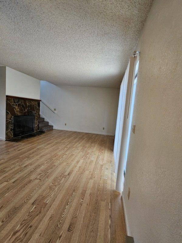 Building Photo - 3 bedroom in Billings MT 59102