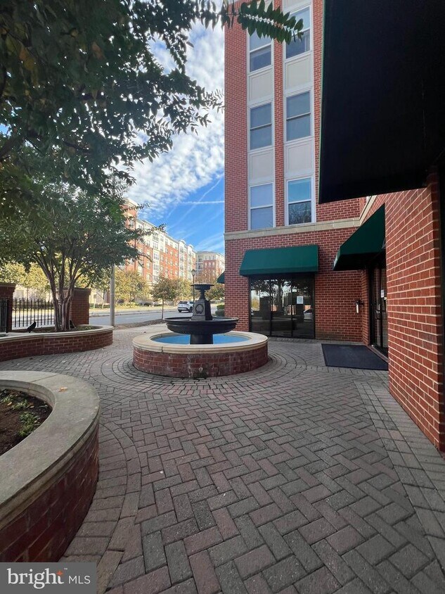 2655 Prosperity Ave Unit 442, Fairfax, VA 22031 Room for Rent in Fairfax, VA