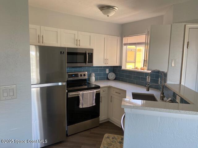 Building Photo - 1801 Island Club Dr