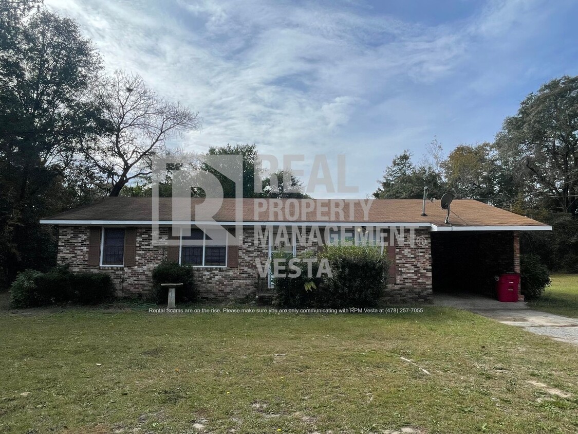 Primary Photo - Cozy Three Bedroom Home In East Macon
