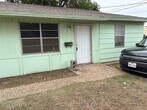 Foto principal - 3408 Nashville Ave