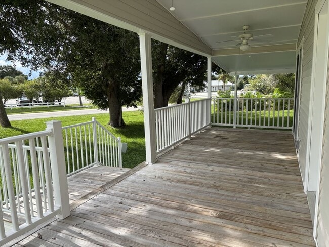 Building Photo - 18 Calypso Cay