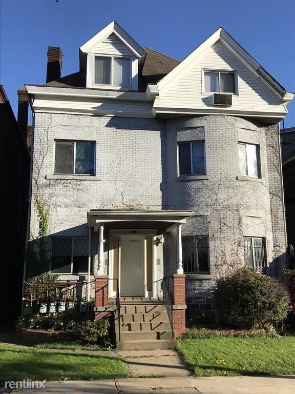 Building Photo - 225 S Saint Clair St