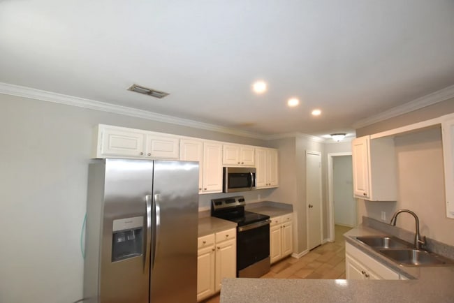 Foto del edificio - 3908 Honey