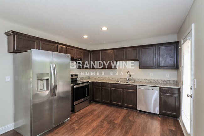 Building Photo - 38 Lazarus Dr