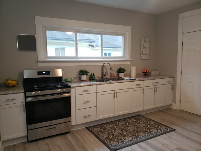 Building Photo - 1107 Liberty St