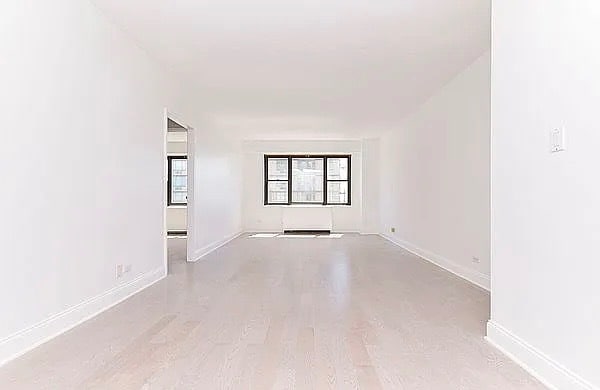 Building Photo - 245 Bronx River Rd