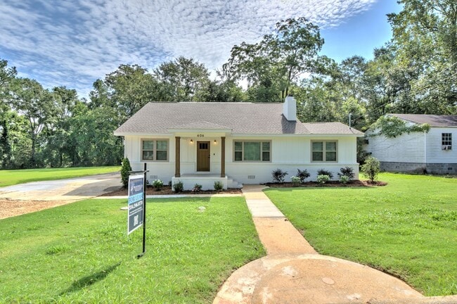 Now Leasing for Fall 2025! $800 Per Bedroo... - Now Leasing for Fall 2025! $800 Per Bedroo... House