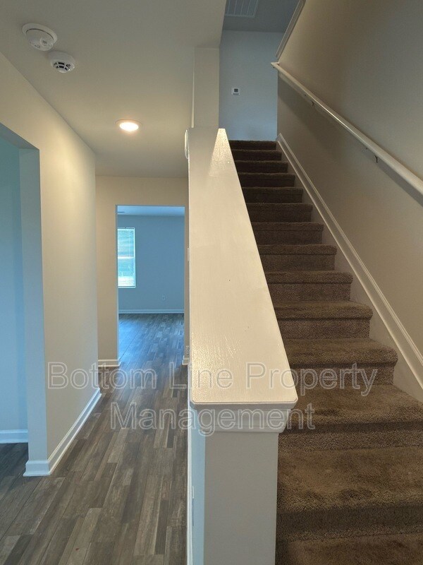 Foto del edificio - 1035 Pepper Ln