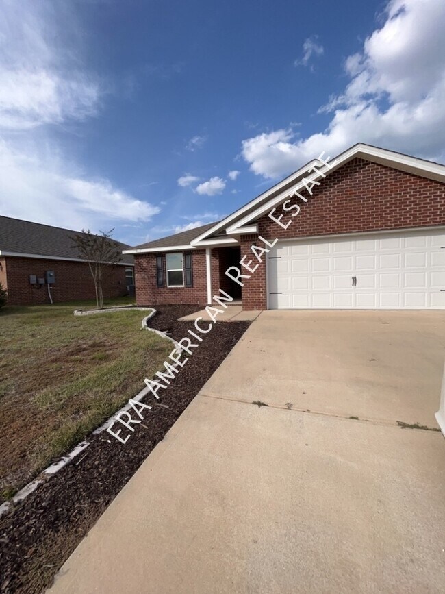 Building Photo - 818 Moorhen Way