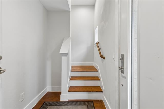 Foto del edificio - 3930 Bowser Ave