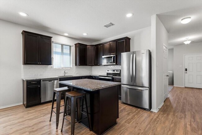 Building Photo - 192 Green Egret Wy