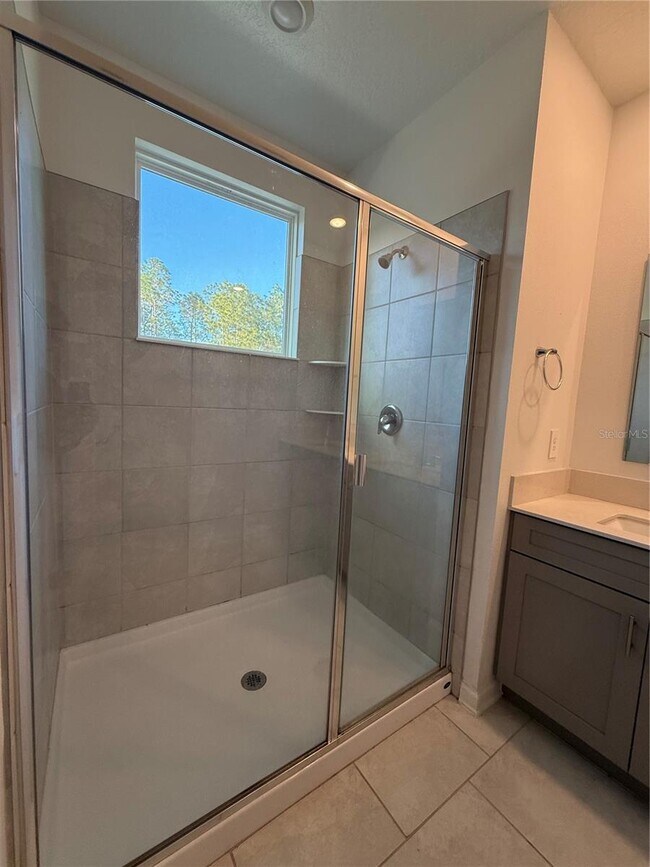 Foto del edificio - 7705 Stone Crk Trl