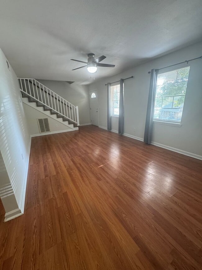 Building Photo - 3216 Joselin Ln
