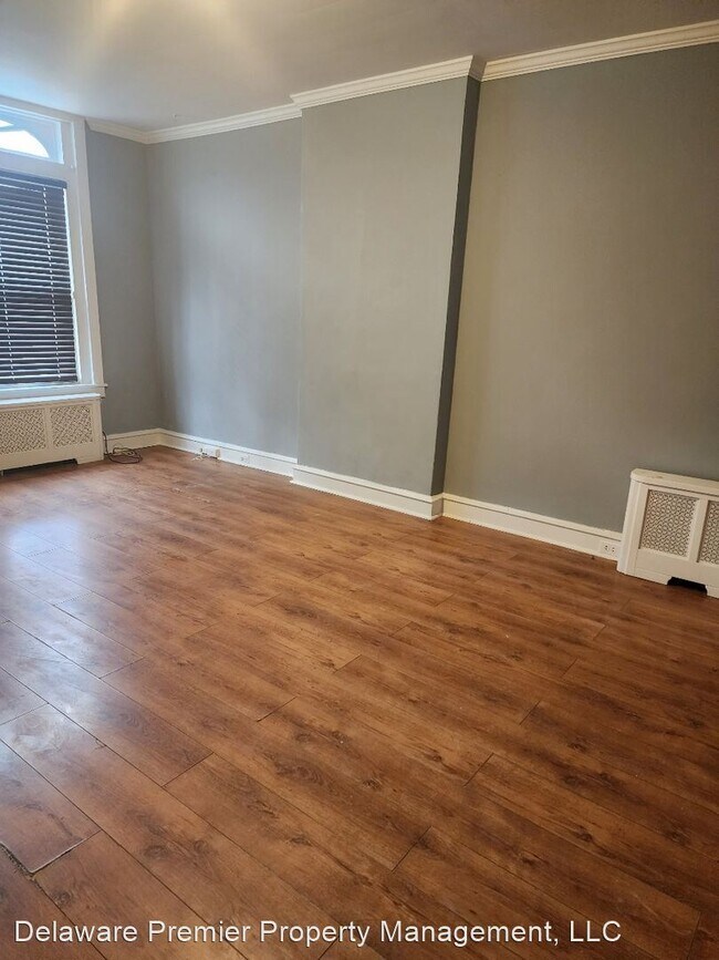 Building Photo - 3 br, 1 bath House - 1005 Maple Street