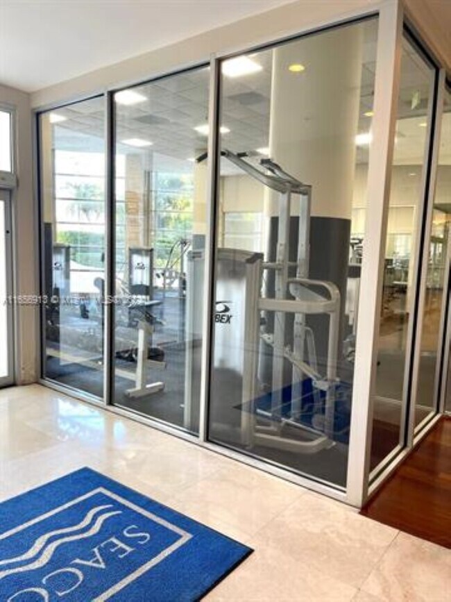 5151 Collins Ave Unit 326, Miami, FL 33140 Condo for Rent in Miami