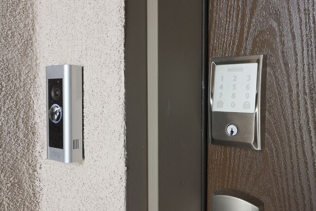 Building Photo - 6862 Ronaldinho Dr