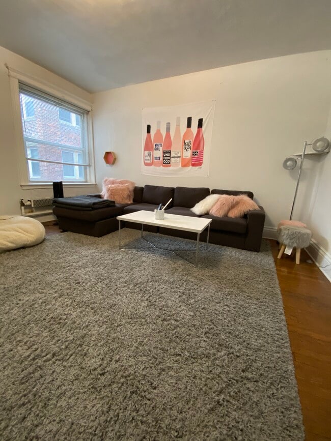 Photo - 65 Saint Marys St Apartments