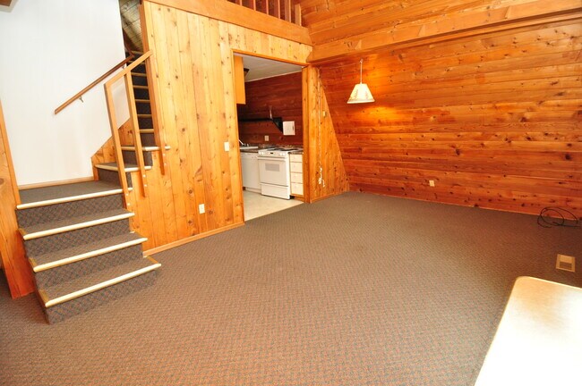 Foto del edificio - 204 River Bend Rd