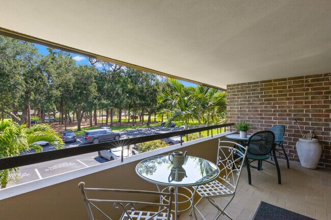 Building Photo - 36750 US Hwy 19 N